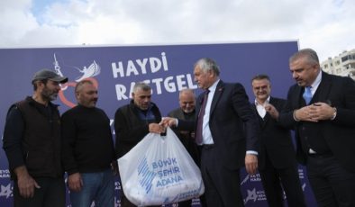 Adana Büyükşehir’den kıyı balıkçılarına destek
