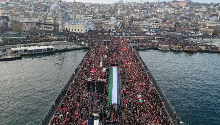 Tarihi yürüyüşten haykırdılar!