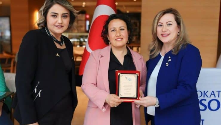 Tokat’ta kadınların başarı öyküleri plaket aldı